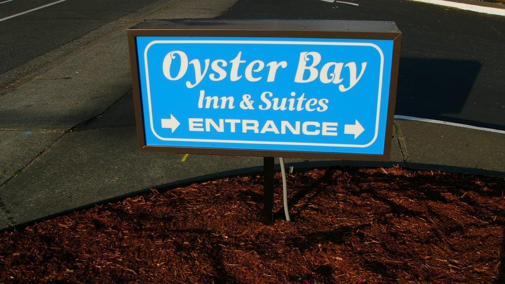 Oyster Bay Inn & Suites Bremerton Exteriör bild