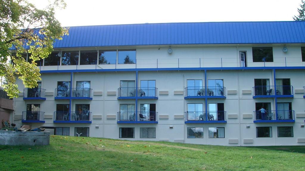 Oyster Bay Inn & Suites Bremerton Exteriör bild